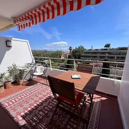 Piscine, Parking, Vue Mer, 23 M2 * Saint-Tropez