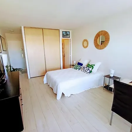 Piscine, Parking, Vue Mer, 23 M2 דירה *